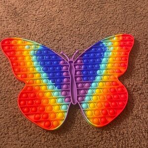 Big/medium pop it! Rainbow butterfly makes an amazing sound when popping